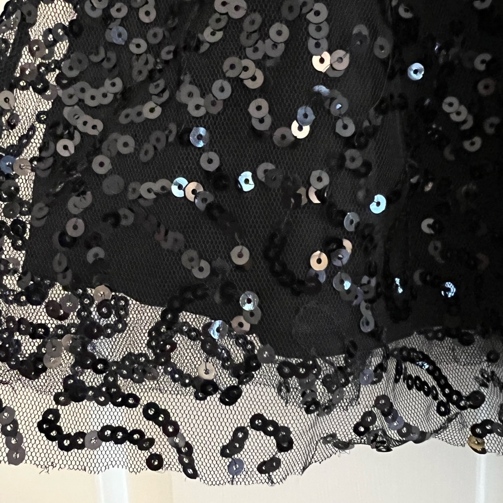 Black sequin short skirt medium - Picture 7 of 7